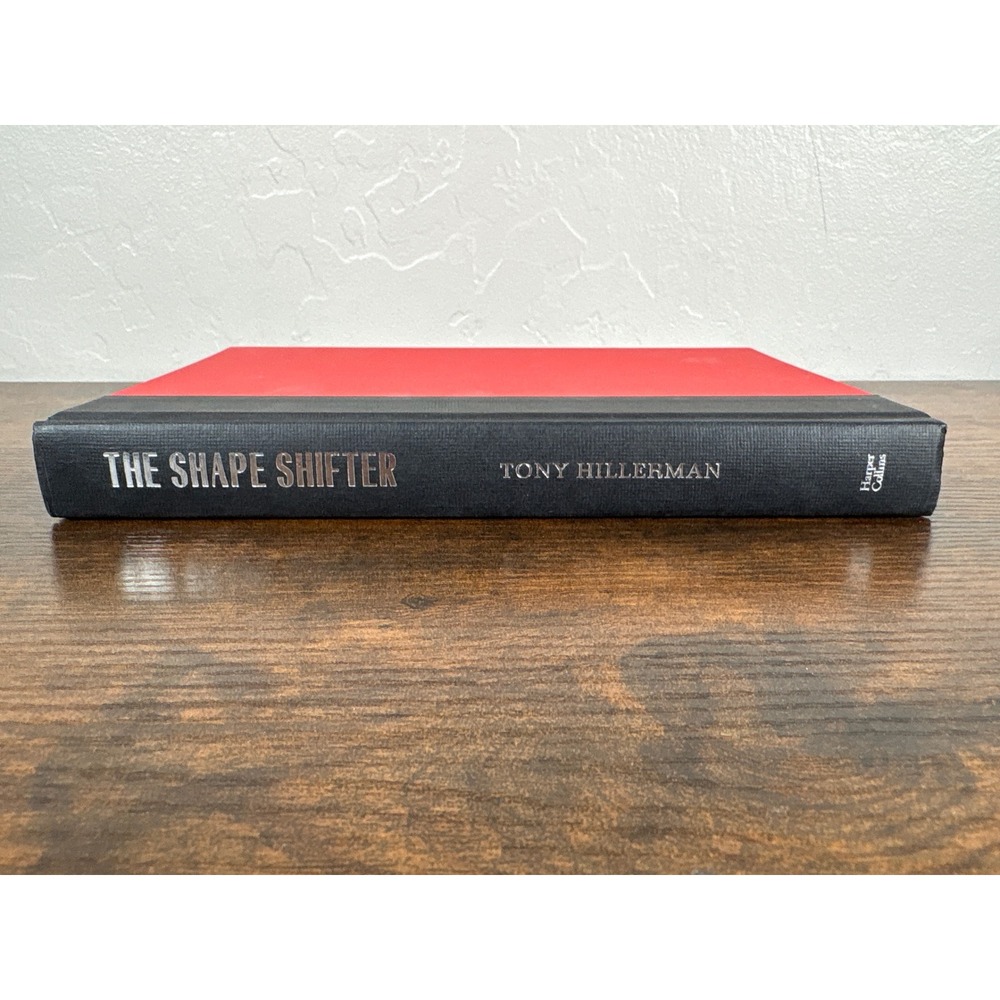 The Shape‎ Shifter Tony Hillerman First Edition Hardcover 2006 Mystery Novel
